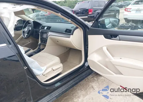 2015 Volkswagen Passat 1.8T Limited Edition from USA, damaged, VIN 1VWAT7A34FC119767